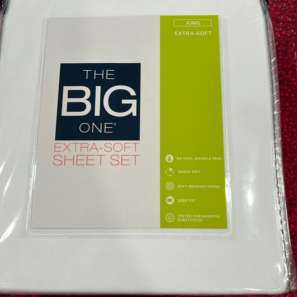 NWT The Big One King Sheet set